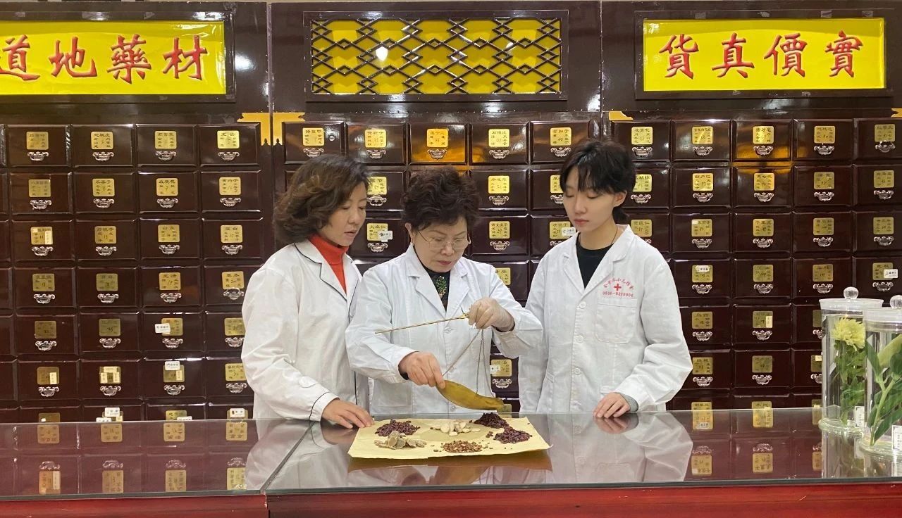 美国飞机上惊险抢回人命!中国非遗 「飞针」绝技震惊全球,20国跪求的神秘医术曝光! 美国飞机上惊险抢回人命!中国非遗 「飞针」绝技震惊全球,20国跪求的神秘医术曝光!